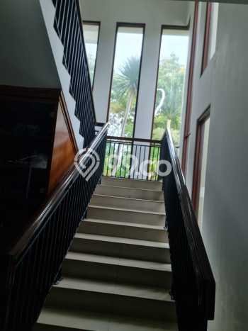 Rumah Mewah LB 600m2 Siap Huni Desain Elegan di Kota Wisata, Bogor Rumah Mewah LB 600m2 Siap Huni Desain Elegan di Kota Wisata, Bogor