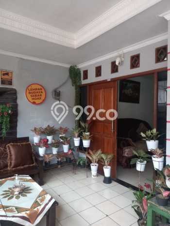 Rumah Modern Cantik 4 KT Bisa Langsung Pindah di Cimanggis Rumah Modern Cantik 4 KT Bisa Langsung Pindah di Cimanggis