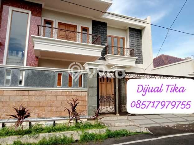 Rumah Eksklusif Dijual LT 392m2 di Duren Sawit, Jakarta Timur Rumah Eksklusif Dijual LT 392m2 di Duren Sawit, Jakarta Timur