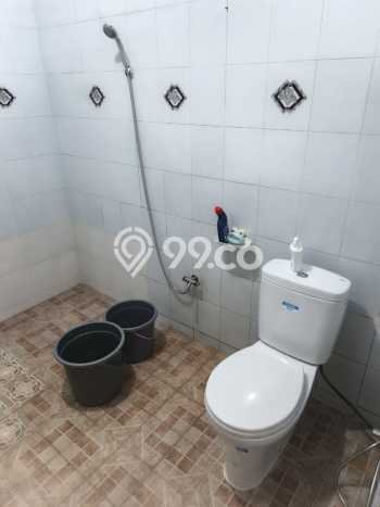 For Sale Hunian Rumah Terawat 4 Kamar di Klender, Jakarta Timur For Sale Hunian Rumah Terawat 4 Kamar di Klender, Jakarta Timur
