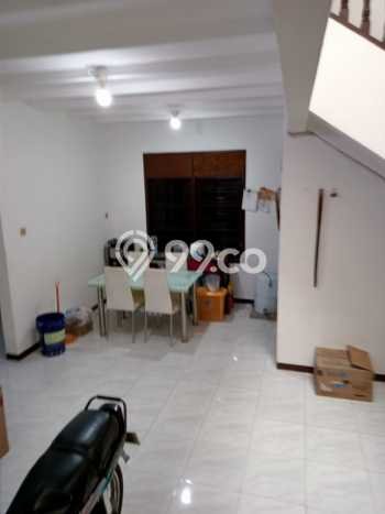 Rumah Modern 3 KT LT 135m2 di Cawang Rumah Modern 3 KT LT 135m2 di Cawang