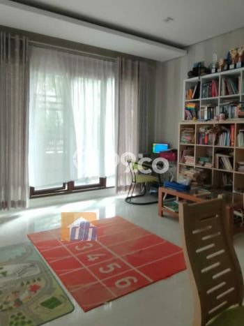Rumah Luxury Modern Siap Huni di Cinere Jakarta Selatan Rumah Luxury Modern Siap Huni di Cinere Jakarta Selatan