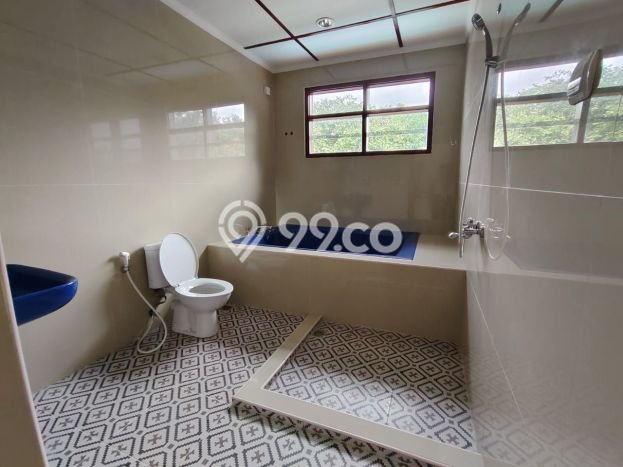 Dijual Rumah Mewah Megah Dengan View Eksklusif di Cinere, Jakarta Selatan Dijual Rumah Mewah Megah Dengan View Eksklusif di Cinere, Jakarta Selatan