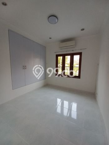 Hot Offer Hunian Mewah Ideal dan Luas di Cinere, Depok Hot Offer Hunian Mewah Ideal dan Luas di Cinere, Depok