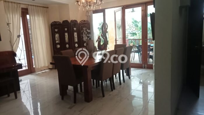 Ready to Use! Premium House LT 440m2 Desain Elegan di patra kuningan Ready to Use! Premium House LT 440m2 Desain Elegan di patra kuningan