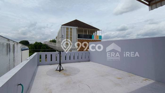 Ruko bagus disewakan di Ngampilan Yogyakarta dengan LB 250m2 harga sewa terbaik Ruko bagus disewakan di Ngampilan Yogyakarta dengan LB 250m2 harga sewa terbaik