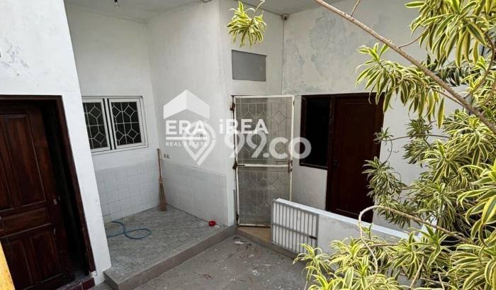 Area Strategis! Disewakan Komersial Lokasi Tegalrejo, Yogyakarta Cocok untuk Bisnis Area Strategis! Disewakan Komersial Lokasi Tegalrejo, Yogyakarta Cocok untuk Bisnis