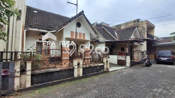 Hunian Cantik Modern Lb 91m2 di Depok, Sleman Hunian Cantik Modern Lb 91m2 di Depok, Sleman