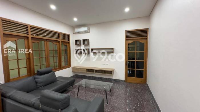 Rumah Mewah Dijual LT 518m2 di Depok, Sleman Rumah Mewah Dijual LT 518m2 di Depok, Sleman