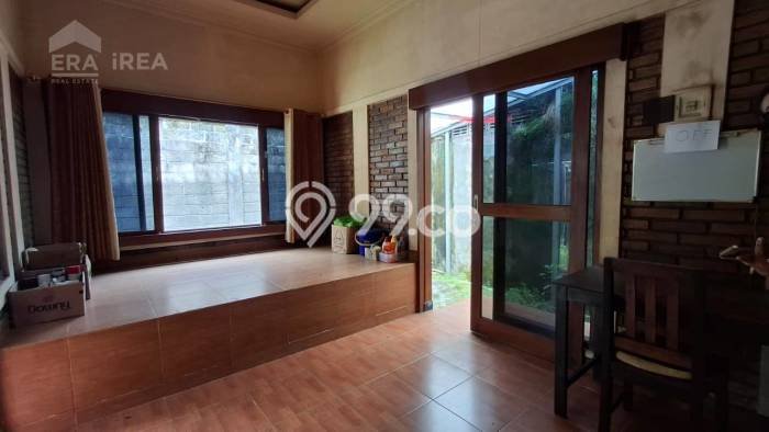Hunian Cantik Modern Lb 155m2 di Tegalrejo, Yogyakarta Hunian Cantik Modern Lb 155m2 di Tegalrejo, Yogyakarta