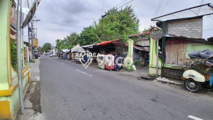 Lahan untuk Dijual di Gedong Tengen Yogyakarta Luas 641m2 Lahan untuk Dijual di Gedong Tengen Yogyakarta Luas 641m2