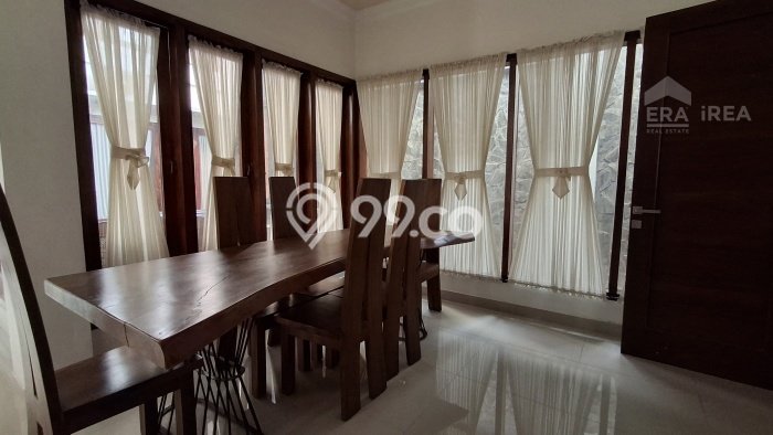 Dijual Hunian Mewah dengan Fasilitas Sekitar Komplit di Depok, Sleman Dijual Hunian Mewah dengan Fasilitas Sekitar Komplit di Depok, Sleman