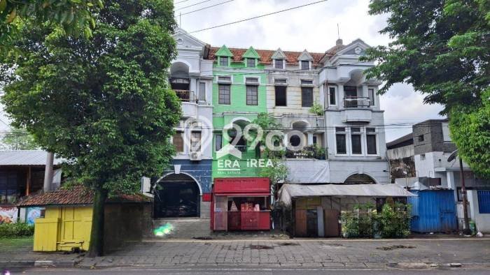 Area Ramai! Ruko Dijual di Danurejan untuk Bisnis Luas Bangunan 270m2 Area Ramai! Ruko Dijual di Danurejan untuk Bisnis Luas Bangunan 270m2