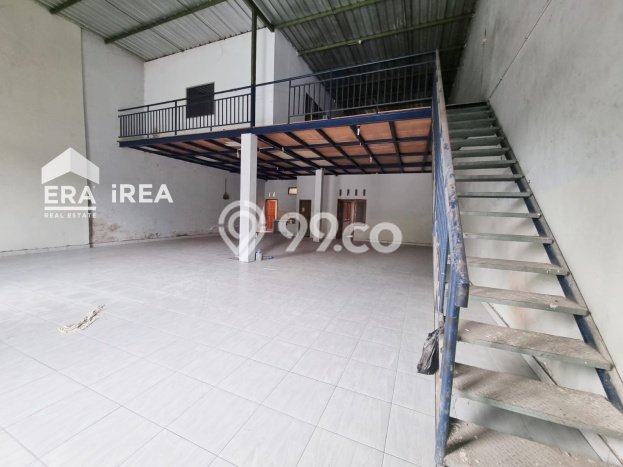 Unit Ruko Dijual di Jebres Solo Luas Bangunan 180m2 Unit Ruko Dijual di Jebres Solo Luas Bangunan 180m2