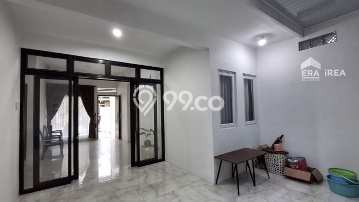 Jual Rumah Bagus Siap Huni LB 125m2 di Colomadu, Karanganyar Jual Rumah Bagus Siap Huni LB 125m2 di Colomadu, Karanganyar