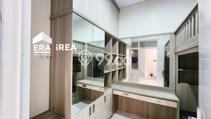 For Sale Rumah 2 Kamar Lokasi Ideal Bagus dan Strategis di Colomadu For Sale Rumah 2 Kamar Lokasi Ideal Bagus dan Strategis di Colomadu