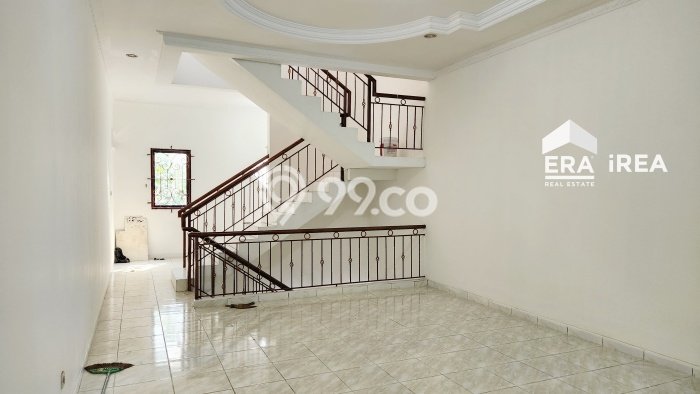 Ruko di Serengan, Luas 228m², Disewakan, Pusat Bisnis, Ready Operasional Ruko di Serengan, Luas 228m², Disewakan, Pusat Bisnis, Ready Operasional