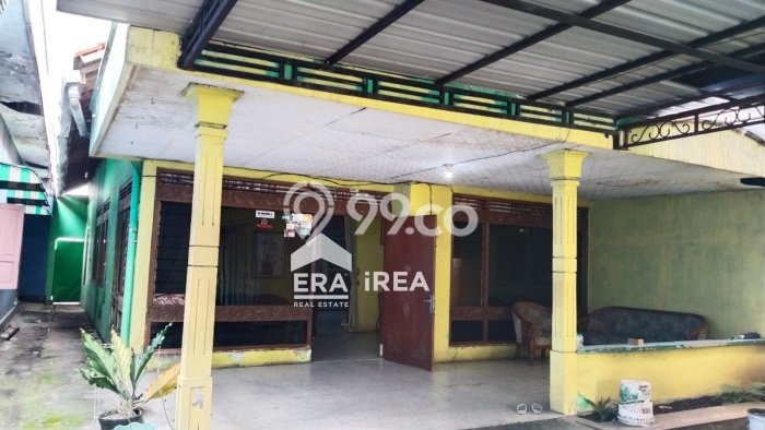 Rumah Strategis Modern Lb 185m2 di Sukoharjo, Sukoharjo Rumah Strategis Modern Lb 185m2 di Sukoharjo, Sukoharjo