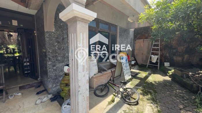 Rumah Mewah Siap Huni LT 316m2 di Serengan, Surakarta Rumah Mewah Siap Huni LT 316m2 di Serengan, Surakarta