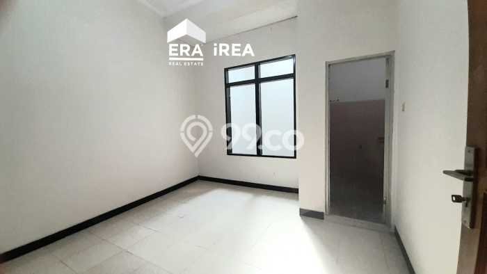 SENTRA BISNIS! Komersial Kawasan Colomadu, Luas 510m², Kawasan Perniagaan SENTRA BISNIS! Komersial Kawasan Colomadu, Luas 510m², Kawasan Perniagaan