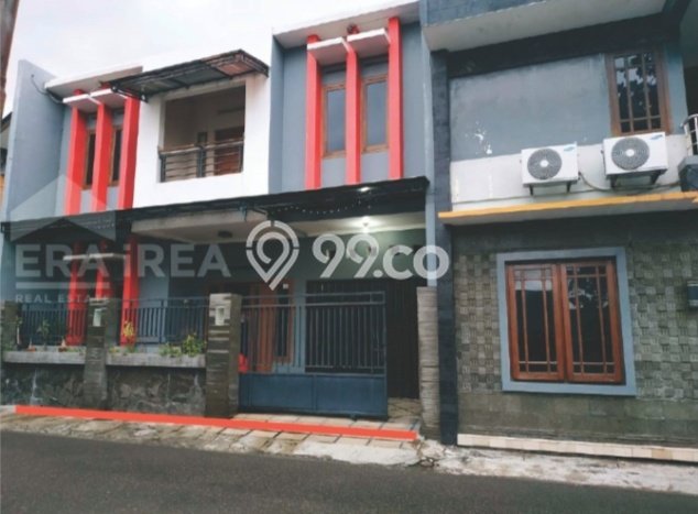 Hunian Cantik Modern Lb 200m2 di Banjarsari, Solo Hunian Cantik Modern Lb 200m2 di Banjarsari, Solo