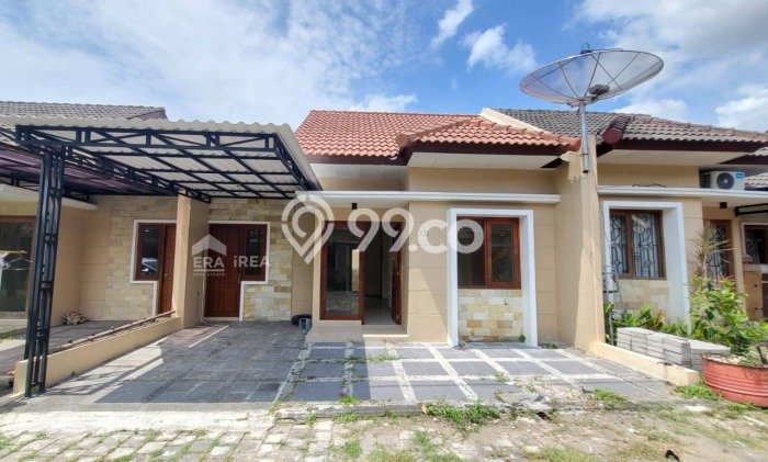 Dijual Rumah 3 Kamar Lokasi Ideal Nyaman dan Strategis di Colomadu Dijual Rumah 3 Kamar Lokasi Ideal Nyaman dan Strategis di Colomadu