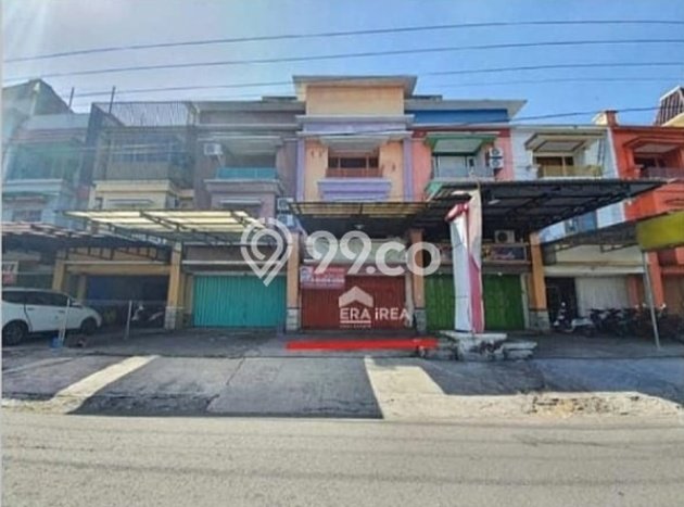 Ruko Kawasan Colomadu, Luas 165m², Disewakan, Area Bisnis, Siap Untuk Dihuni Ruko Kawasan Colomadu, Luas 165m², Disewakan, Area Bisnis, Siap Untuk Dihuni