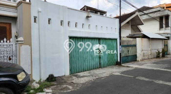 Dijual Cepat Rumah Bagus Siap Huni LB 88m2 di Laweyan, Solo Dijual Cepat Rumah Bagus Siap Huni LB 88m2 di Laweyan, Solo
