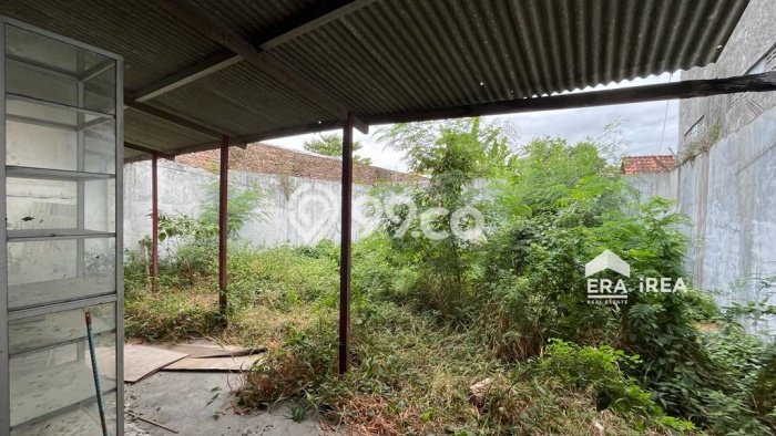 AREA KOMERSIAL! Komersial Disewakan Kawasan Kartosuro, Luas 150m², Jalan Utama, Ready Bisnis AREA KOMERSIAL! Komersial Disewakan Kawasan Kartosuro, Luas 150m², Jalan Utama, Ready Bisnis