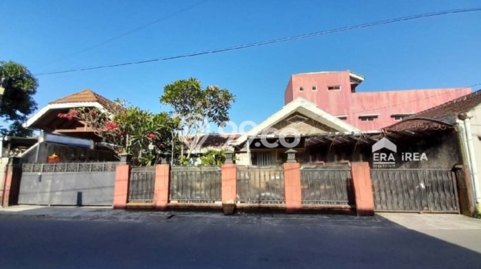 Hunian Cantik Minimalis Lb 180m2 di Laweyan, Solo Hunian Cantik Minimalis Lb 180m2 di Laweyan, Solo