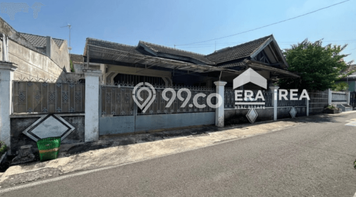 Rumah Minimalis 4 Kamar Siap Huni di Kompleks Perumahan Banjarsari, Solo Rumah Minimalis 4 Kamar Siap Huni di Kompleks Perumahan Banjarsari, Solo