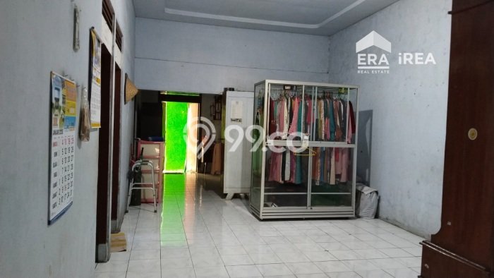 Rumah Strategis Modern Lb 185m2 di Sukoharjo, Sukoharjo Rumah Strategis Modern Lb 185m2 di Sukoharjo, Sukoharjo