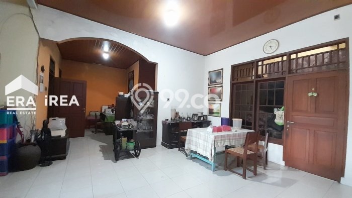 Dijual Rumah Strategis Bagus Punya 4 KT di Banjarsari Solo SHM Dijual Rumah Strategis Bagus Punya 4 KT di Banjarsari Solo SHM