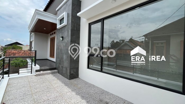 Dijual Hunian Mewah dengan Fasilitas Sekitar Lengkap di Banjarsari, Solo Dijual Hunian Mewah dengan Fasilitas Sekitar Lengkap di Banjarsari, Solo