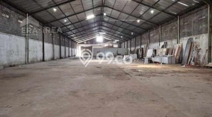 Gudang Siap Pakai Kawasan Sewon, Luas 1300m², Area Bisnis Gudang Siap Pakai Kawasan Sewon, Luas 1300m², Area Bisnis