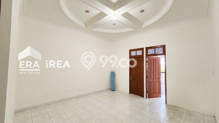 Ruko di Serengan, Luas 228m², Disewakan, Pusat Bisnis, Ready Operasional Ruko di Serengan, Luas 228m², Disewakan, Pusat Bisnis, Ready Operasional