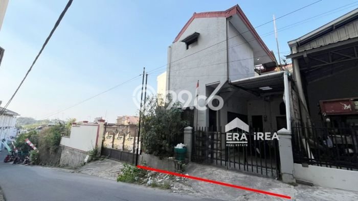 Jual Segera Rumah LT 85m² / LB 160m² di Lokasi Premium Jebres, Surakarta Jual Segera Rumah LT 85m² / LB 160m² di Lokasi Premium Jebres, Surakarta