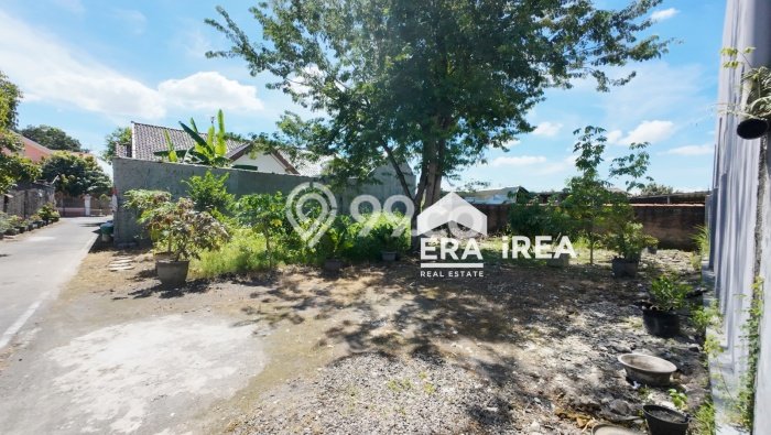 Tanah Strategis Dijual di Kartasura Sukoharjo 300m2 Tanah Strategis Dijual di Kartasura Sukoharjo 300m2
