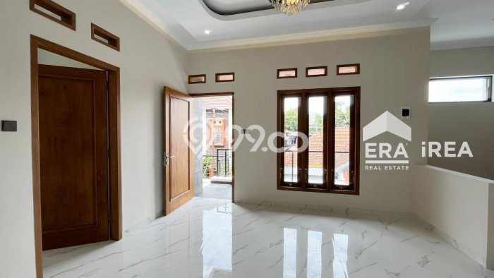 Dijual Hunian Mewah dengan Fasilitas Sekitar Lengkap di Banjarsari, Solo Dijual Hunian Mewah dengan Fasilitas Sekitar Lengkap di Banjarsari, Solo