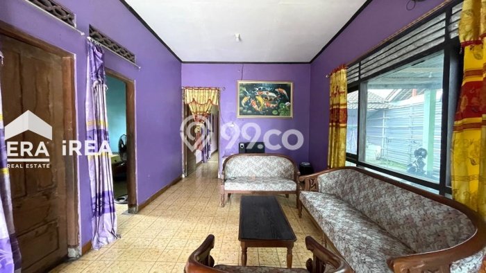 Jual Rumah Favorit Siap Huni LB 200m2 di Colomadu, Solo Jual Rumah Favorit Siap Huni LB 200m2 di Colomadu, Solo