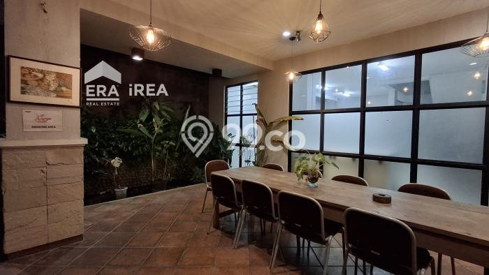 Ruko For Rent Kawasan Banjarsari, Luas 162m², Lokasi Premium, Siap Operasi Ruko For Rent Kawasan Banjarsari, Luas 162m², Lokasi Premium, Siap Operasi