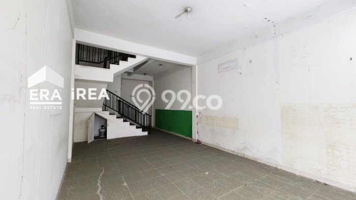 Untuk Dijual Ruko di Manahan Solo LT 99m2 / LB 130m2 Untuk Dijual Ruko di Manahan Solo LT 99m2 / LB 130m2