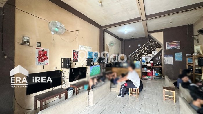 Unit Ruko Dijual di Kartasura Sukoharjo Luas Bangunan 106m2 Unit Ruko Dijual di Kartasura Sukoharjo Luas Bangunan 106m2