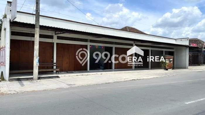 Lokasi Strategis! Dijual Komersial Bisnis di Ngemplak, Boyolali Kondisi Bagus Lokasi Strategis! Dijual Komersial Bisnis di Ngemplak, Boyolali Kondisi Bagus