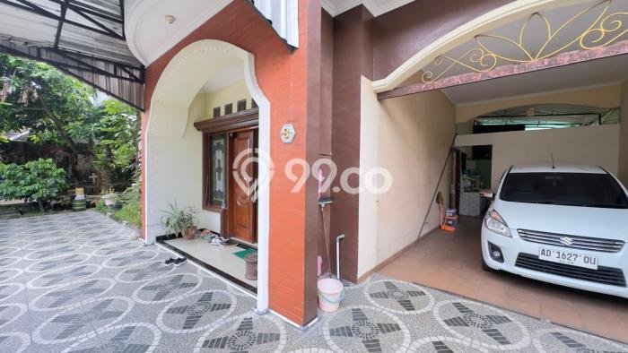 Dijual Rumah Premium dengan Fasilitas Sekitar Komplit di Jebres, Surakarta Dijual Rumah Premium dengan Fasilitas Sekitar Komplit di Jebres, Surakarta