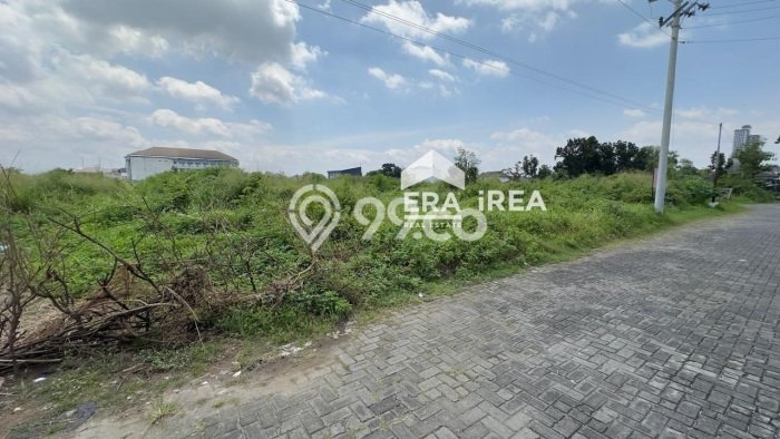 Jarang Ada! Tanah di Solo Baru Punya Luas 176m2 SHM Jarang Ada! Tanah di Solo Baru Punya Luas 176m2 SHM