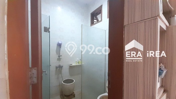 PENAWARAN TERBAIK! Rumah Strategis di Baki, Luas 306m2m² Bangunan 250m2m² PENAWARAN TERBAIK! Rumah Strategis di Baki, Luas 306m2m² Bangunan 250m2m²