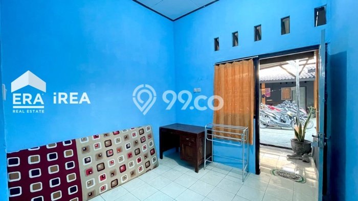 Rumah Kost untuk Dijual di Sambi dengan 31 KT, 27 KM, Luas 800m2 Rumah Kost untuk Dijual di Sambi dengan 31 KT, 27 KM, Luas 800m2