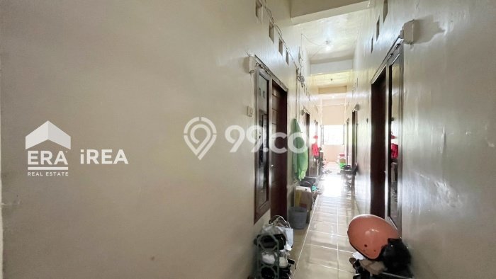 Rumah Kost untuk Dijual di Jebres dengan 24 KT, 18 KM, Luas 350m2 Rumah Kost untuk Dijual di Jebres dengan 24 KT, 18 KM, Luas 350m2