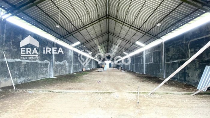 Gudang Komersial Dijual di Teras Boyolali LT 1530m2 & LB 1000m2 Gudang Komersial Dijual di Teras Boyolali LT 1530m2 & LB 1000m2